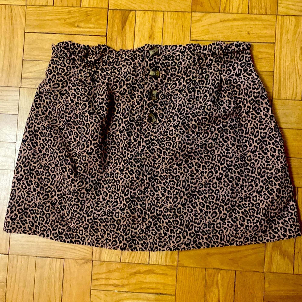 American Eagle Leopard Skirt